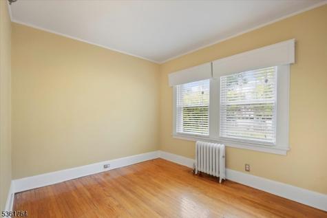 422 Valley Road Montclair NJ 07043