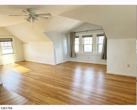 422 Valley Road Montclair NJ 07043