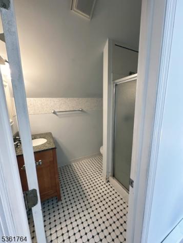 422 Valley Road Montclair NJ 07043