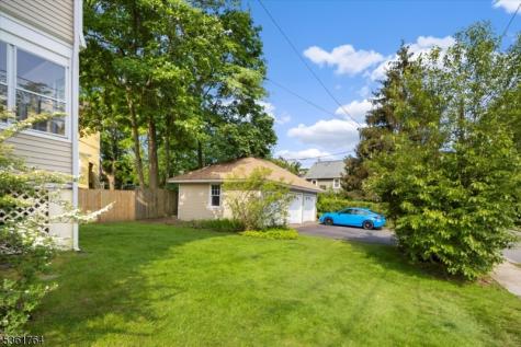 422 Valley Road Montclair NJ 07043