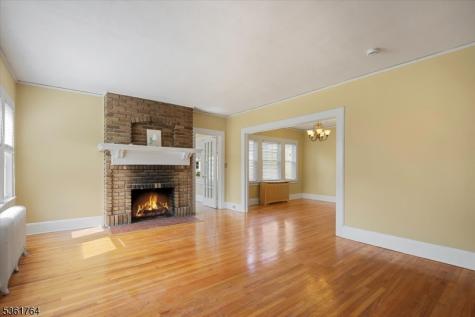 422 Valley Road Montclair NJ 07043