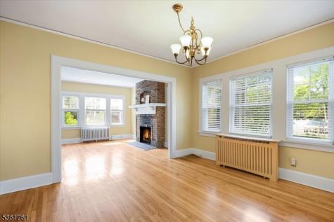 422 Valley Road Montclair NJ 07043