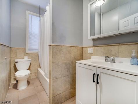564 Sanford Avenue Newark NJ 07106