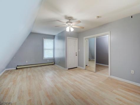 564 Sanford Avenue Newark NJ 07106