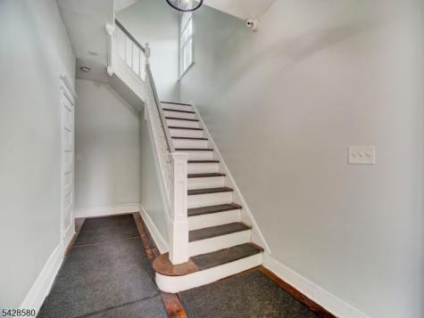 564 Sanford Avenue Newark NJ 07106