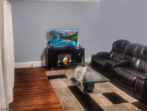 9 Rosedale Avenue Montclair NJ 07042