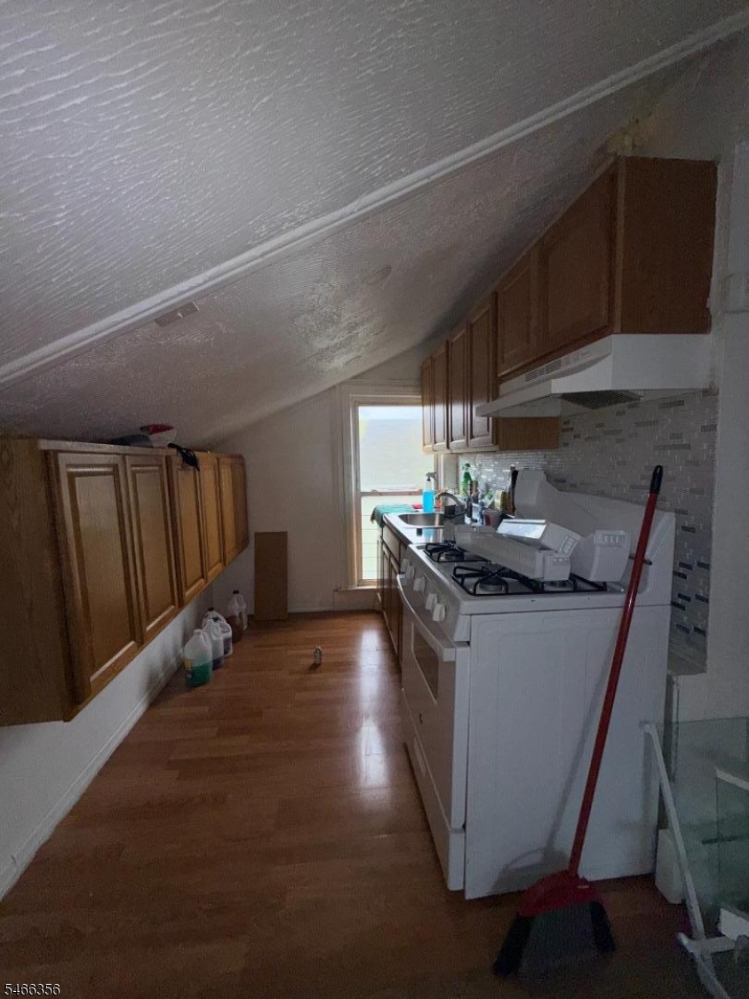 249 Temple Street Paterson NJ 07522