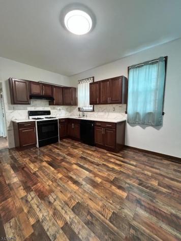 232 Franklin Street Elizabeth NJ 07206