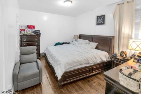 87 N 19th Street East Orange NJ 07017