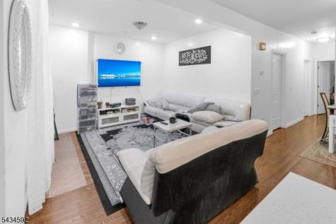 87 N 19th Street East Orange NJ 07017