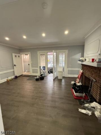 108 Vassar Avenue Newark NJ 07112