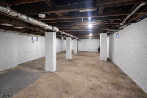 64 N 13th Street Newark NJ 07107
