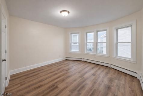 64 N 13th Street Newark NJ 07107