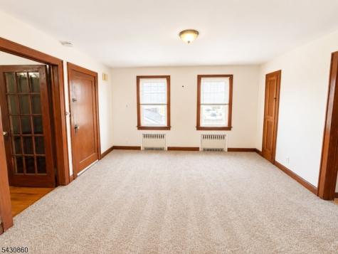 345 4TH Street Saddle Brook NJ 07663