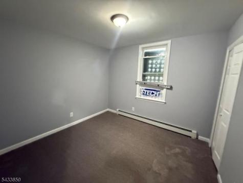 27 Seymour Avenue Newark NJ 07108