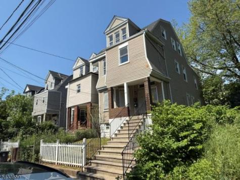27 Seymour Avenue Newark NJ 07108