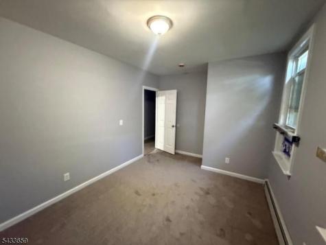 27 Seymour Avenue Newark NJ 07108