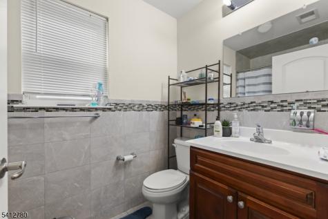 56 Delaware Street Elizabeth NJ 07206