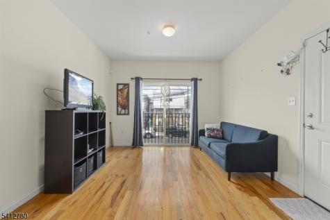 56 Delaware Street Elizabeth NJ 07206