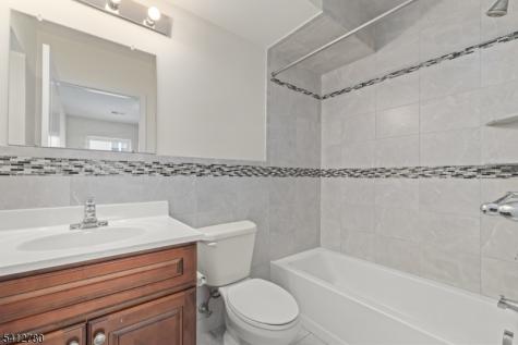 56 Delaware Street Elizabeth NJ 07206