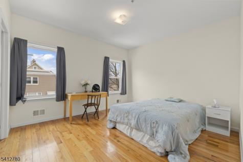 56 Delaware Street Elizabeth NJ 07206