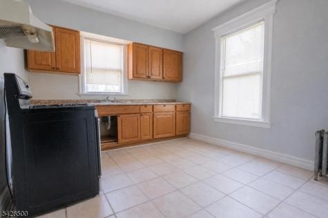 38 Eckert Avenue Newark NJ 07112