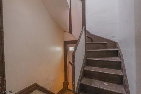 38 Eckert Avenue Newark NJ 07112