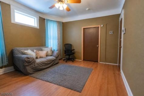 38 Eckert Avenue Newark NJ 07112