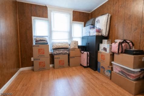 38 Eckert Avenue Newark NJ 07112