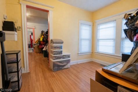 38 Eckert Avenue Newark NJ 07112