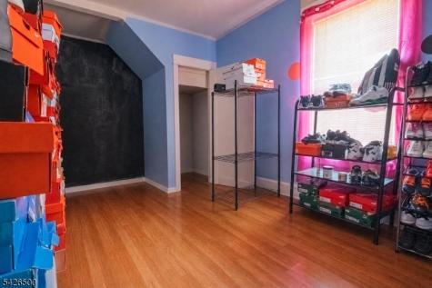 38 Eckert Avenue Newark NJ 07112