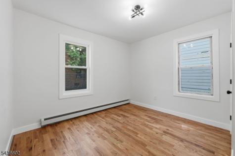 203 Hansbury Avenue Newark NJ 07112