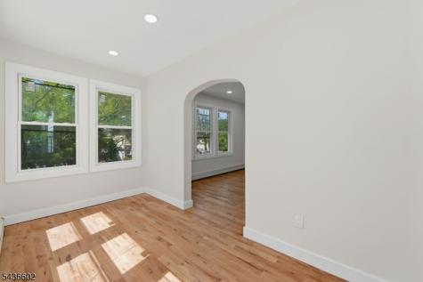 203 Hansbury Avenue Newark NJ 07112