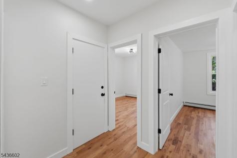 203 Hansbury Avenue Newark NJ 07112