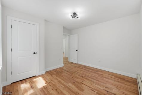 203 Hansbury Avenue Newark NJ 07112