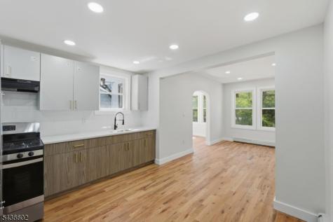 203 Hansbury Avenue Newark NJ 07112
