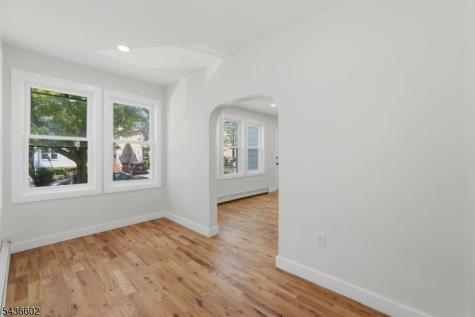 203 Hansbury Avenue Newark NJ 07112