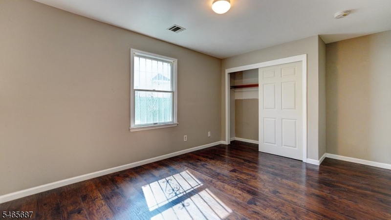 589 Cherry Street Elizabeth NJ 07208
