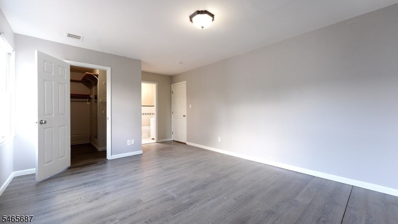 589 Cherry Street Elizabeth NJ 07208
