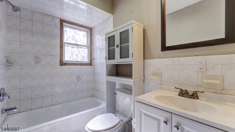 589 Cherry Street Elizabeth NJ 07208