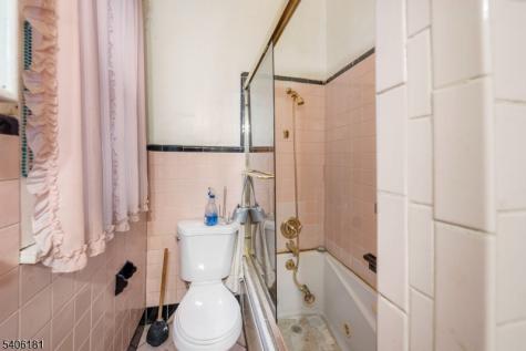 70 N Essex Avenue City Of Orange NJ 07050