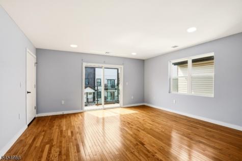 741 Seaport Drive Elizabeth NJ 07201
