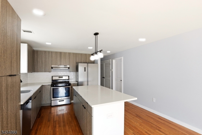 741 Seaport Drive Elizabeth NJ 07201