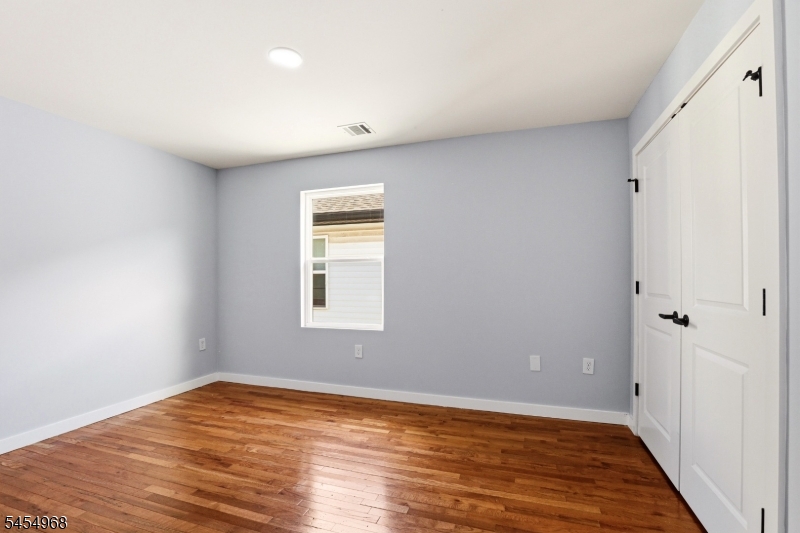 741 Seaport Drive Elizabeth NJ 07201