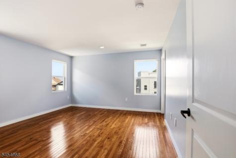 741 Seaport Drive Elizabeth NJ 07201