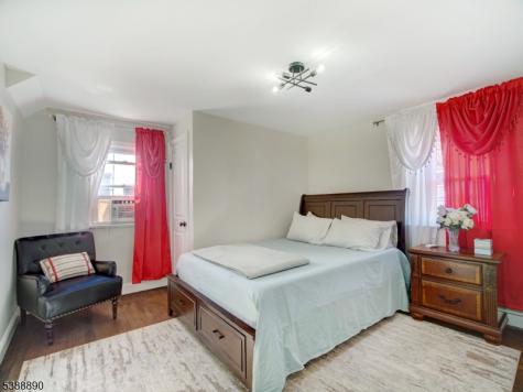 36 Orchard Place Irvington NJ 07111