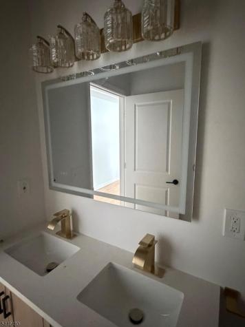 170 N 18th Street East Orange NJ 07017