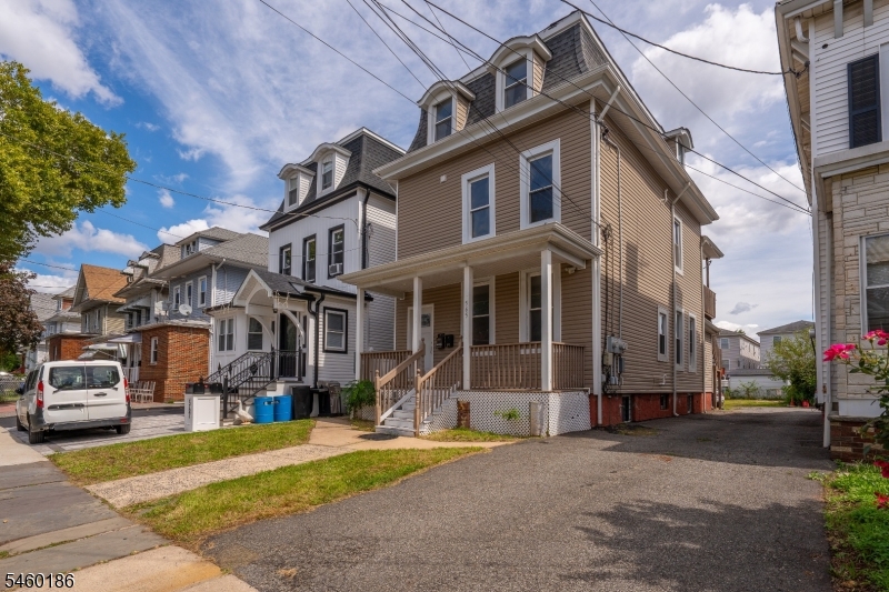 565 Madison Avenue Elizabeth NJ 07201