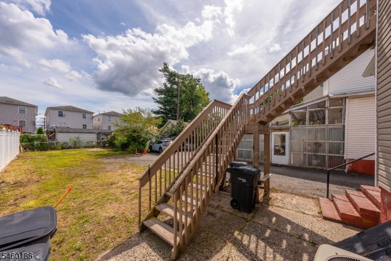 565 Madison Avenue Elizabeth NJ 07201