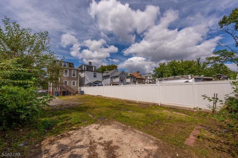 565 Madison Avenue Elizabeth NJ 07201